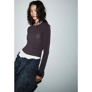 EUC Zara Charcoal Long Sleeve Crewneck Knit Top Sz Large Fitted Minimal Layering